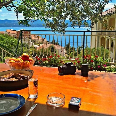 Holiday Home Jozo Omiš Eksteriør billede