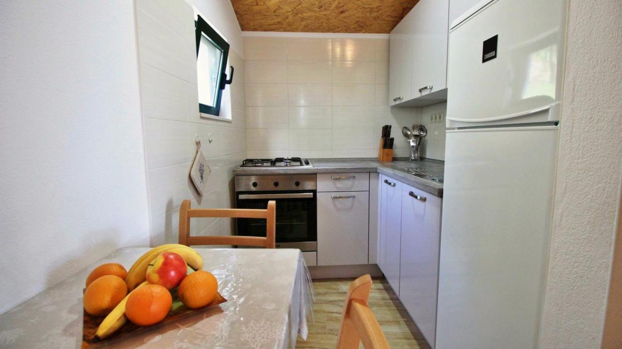Holiday Home Jozo Omiš Eksteriør billede